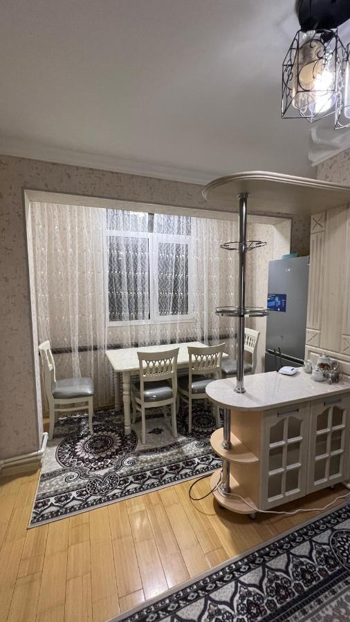 Apartment “Kamolon” ทาชเคนต์ ภายนอก รูปภาพ